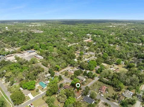 202 S Boston Avenue Deland FL 32724
