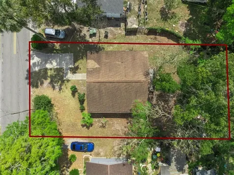 202 S Boston Avenue Deland FL 32724