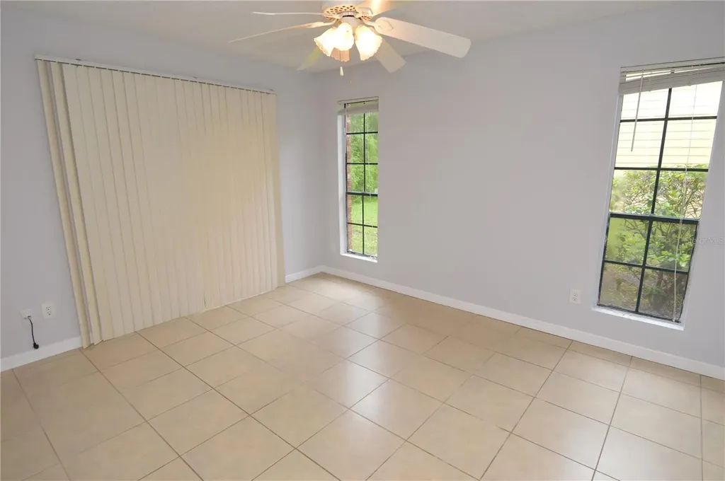 8630 Mallard Reserve Drive Tampa FL 33614