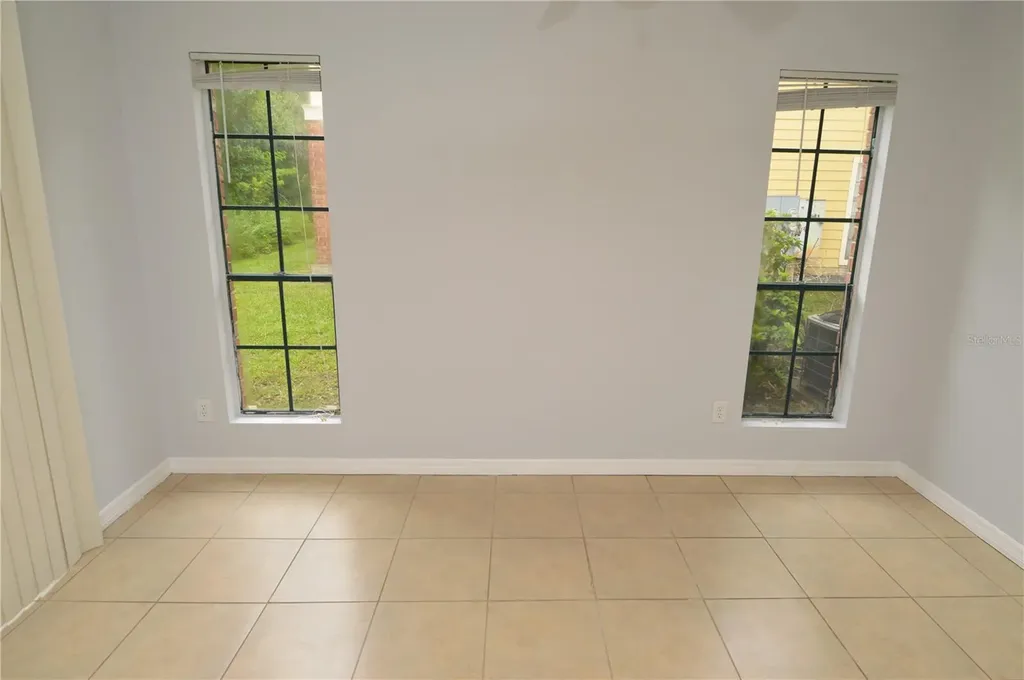 8630 Mallard Reserve Drive Tampa FL 33614