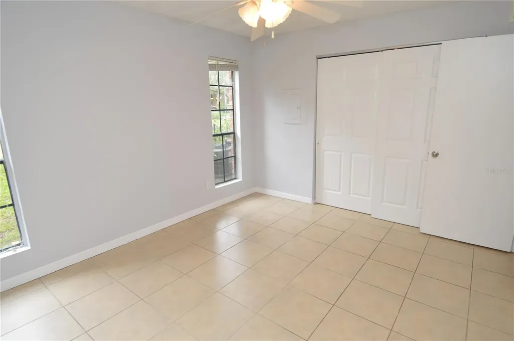 8630 Mallard Reserve Drive Tampa FL 33614