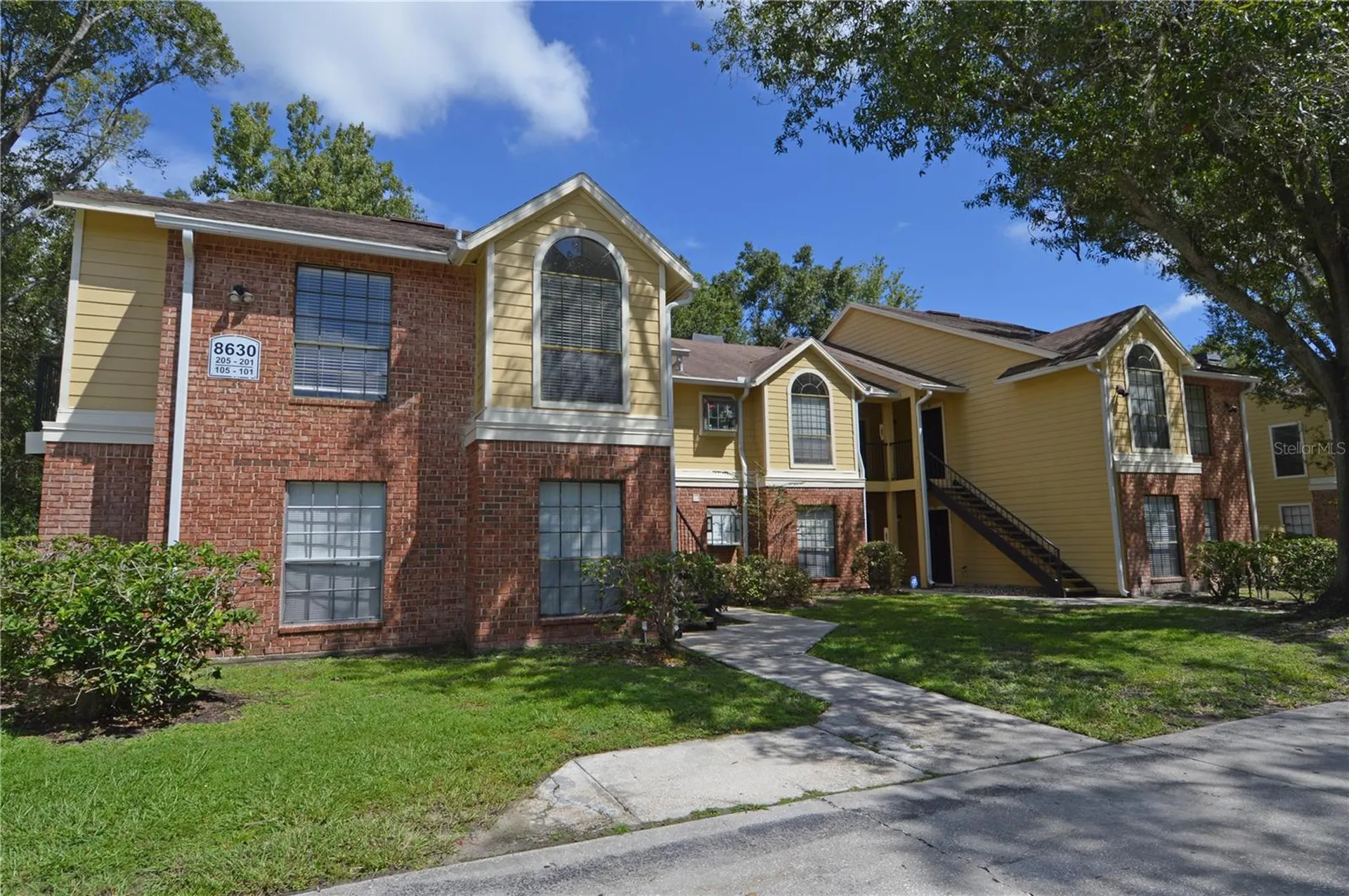 8630 Mallard Reserve Drive Tampa FL 33614