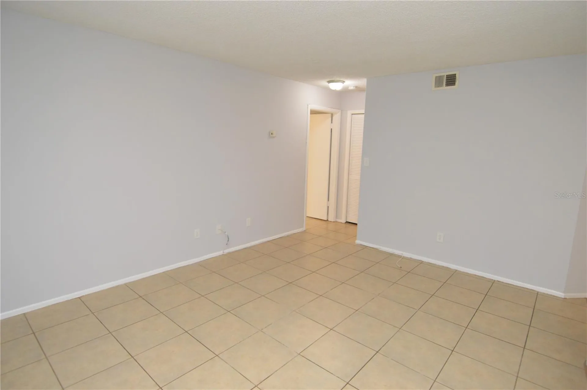8630 Mallard Reserve Drive Tampa FL 33614