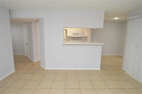 8630 Mallard Reserve Drive Tampa FL 33614