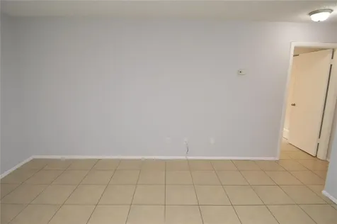 8630 Mallard Reserve Drive Tampa FL 33614