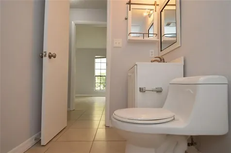 8630 Mallard Reserve Drive Tampa FL 33614