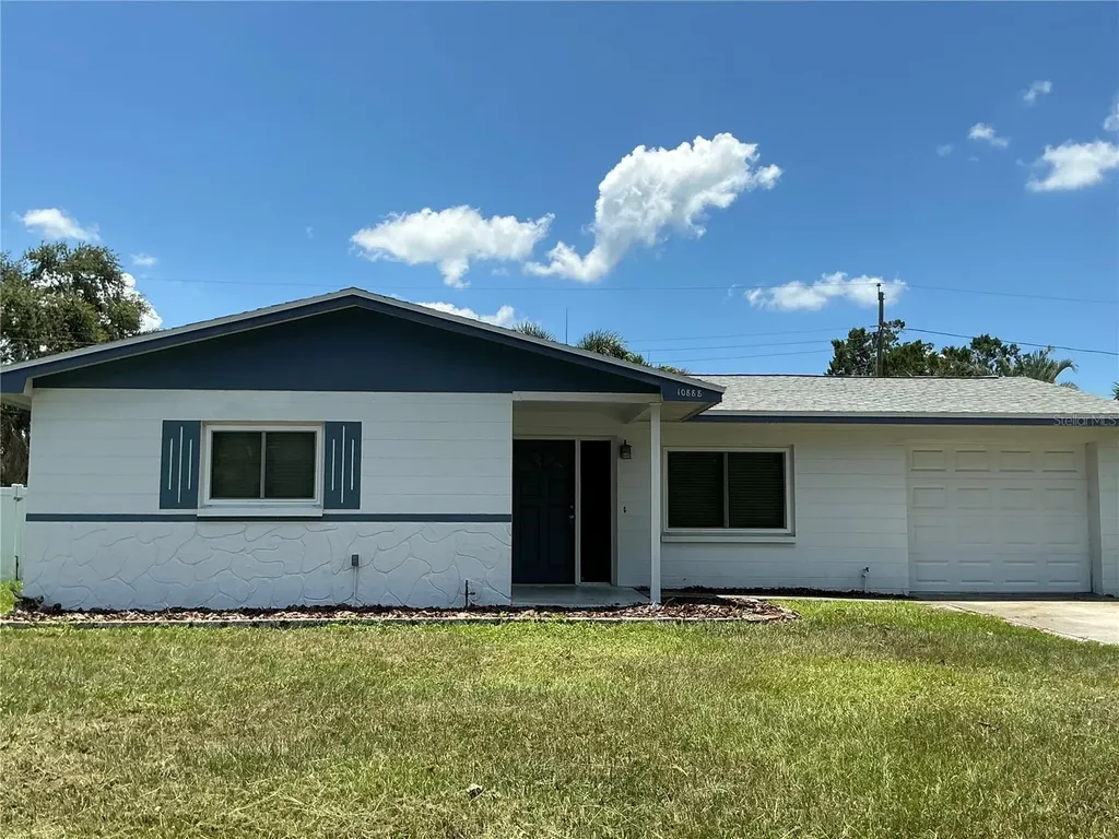 10888 Temple Avenue Seminole FL 33772