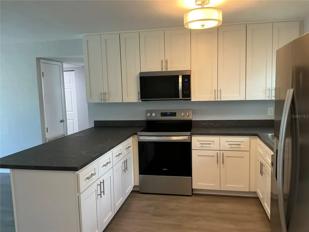 10888 Temple Avenue Seminole FL 33772