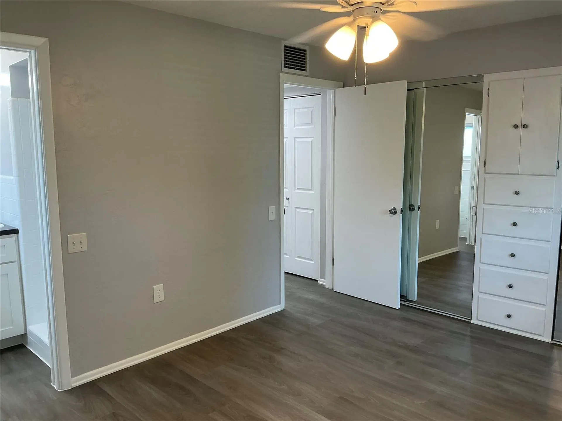 10888 Temple Avenue Seminole FL 33772