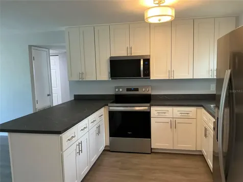 10888 Temple Avenue Seminole FL 33772