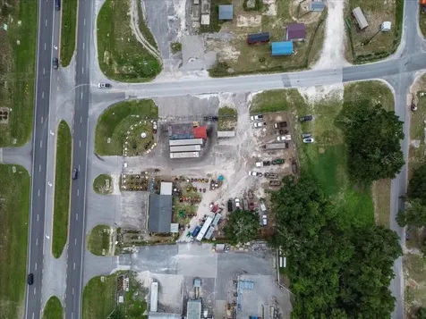 17962 NW Us Highway 441 High Springs FL 32643