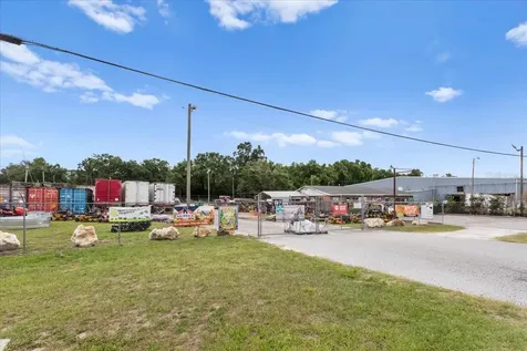 17962 NW Us Highway 441 High Springs FL 32643
