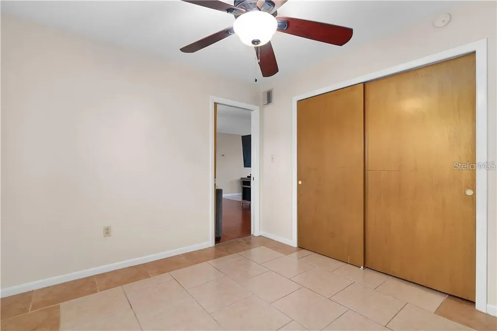 1003 Dora Avenue Tavares FL 32778