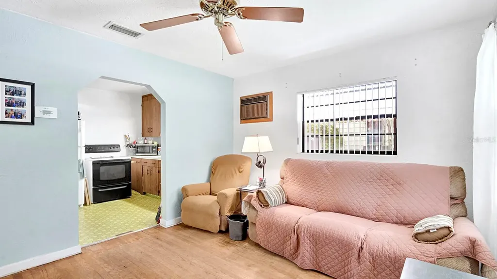 1935 Page Avenue Orlando FL 32806