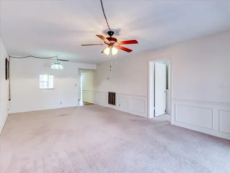333 Lake Howard Dr NW Winter Haven FL 33880