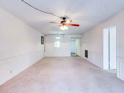 333 Lake Howard Dr NW Winter Haven FL 33880