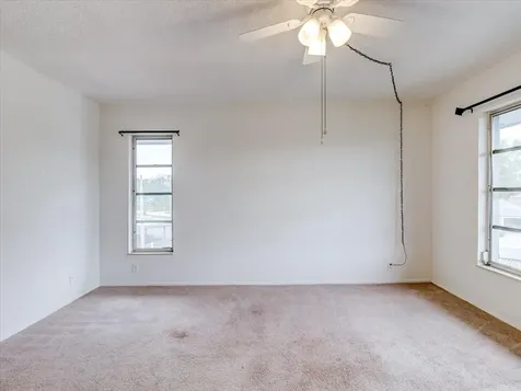 333 Lake Howard Dr NW Winter Haven FL 33880