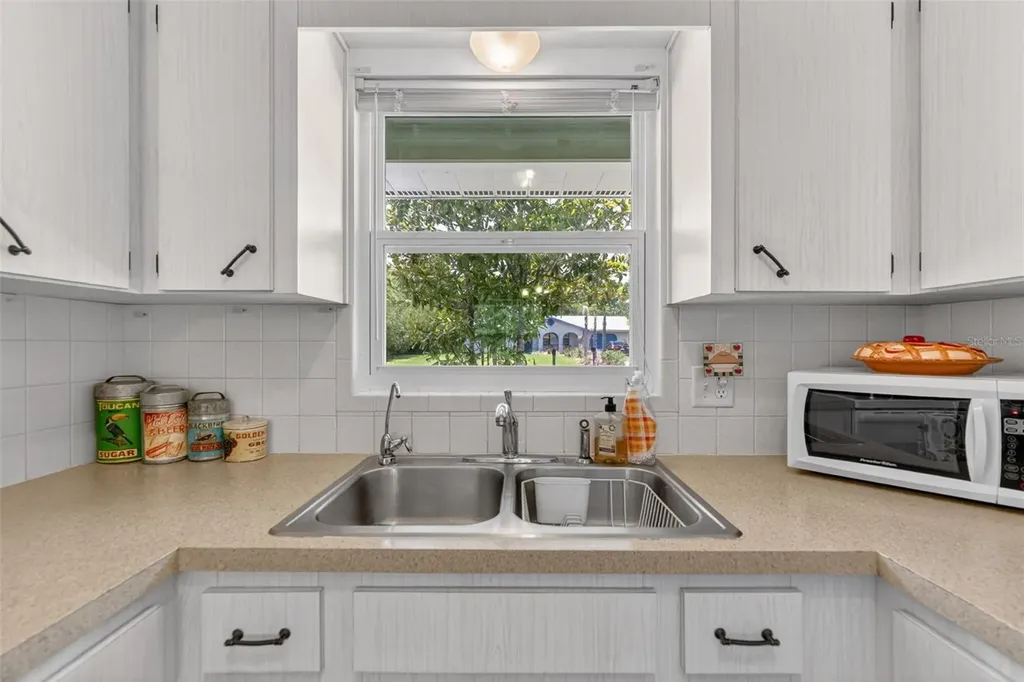 227 Poinsettia Avenue Inverness FL 34452