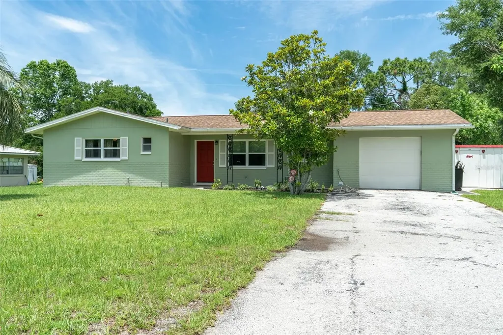227 Poinsettia Avenue Inverness FL 34452