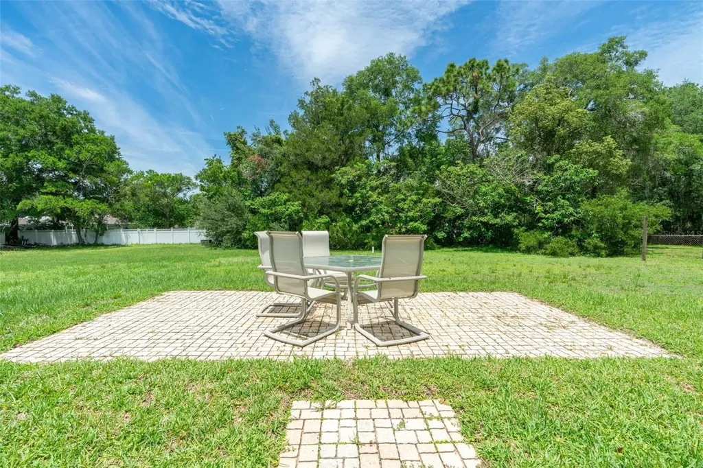 227 Poinsettia Avenue Inverness FL 34452