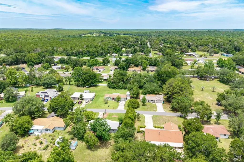 227 Poinsettia Avenue Inverness FL 34452