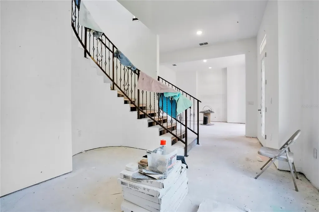 818 Lake Agnes Drive Polk City FL 33868