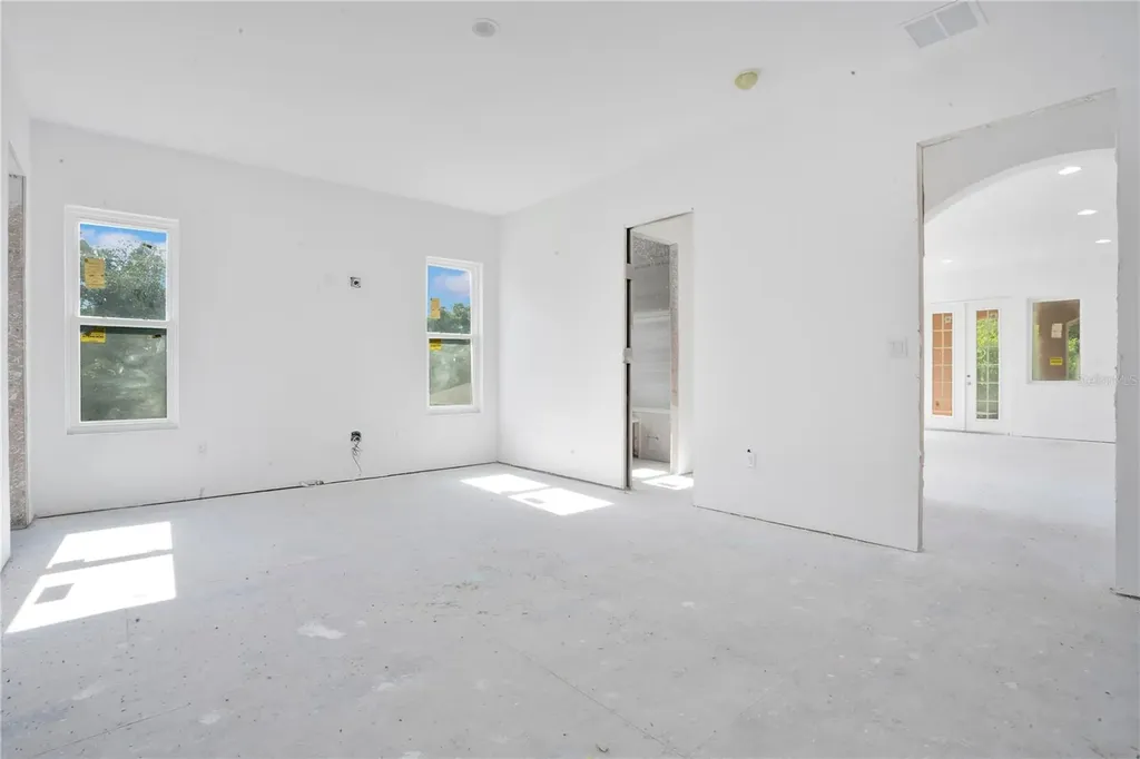818 Lake Agnes Drive Polk City FL 33868
