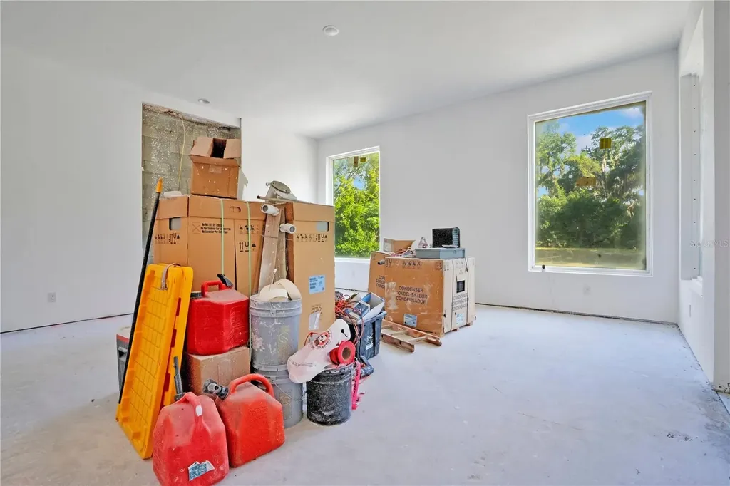818 Lake Agnes Drive Polk City FL 33868