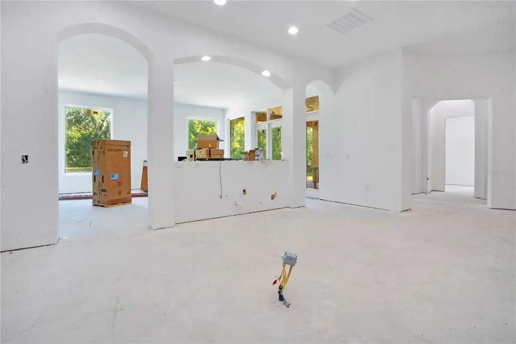 818 Lake Agnes Drive Polk City FL 33868