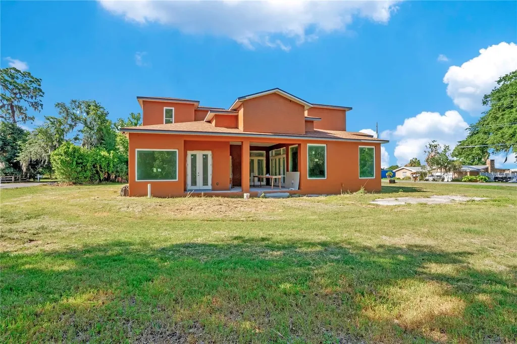 818 Lake Agnes Drive Polk City FL 33868