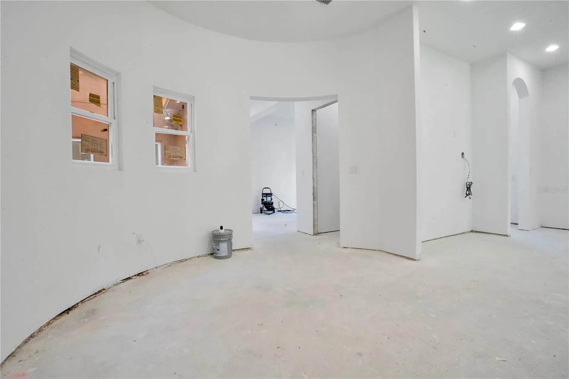 818 Lake Agnes Drive Polk City FL 33868