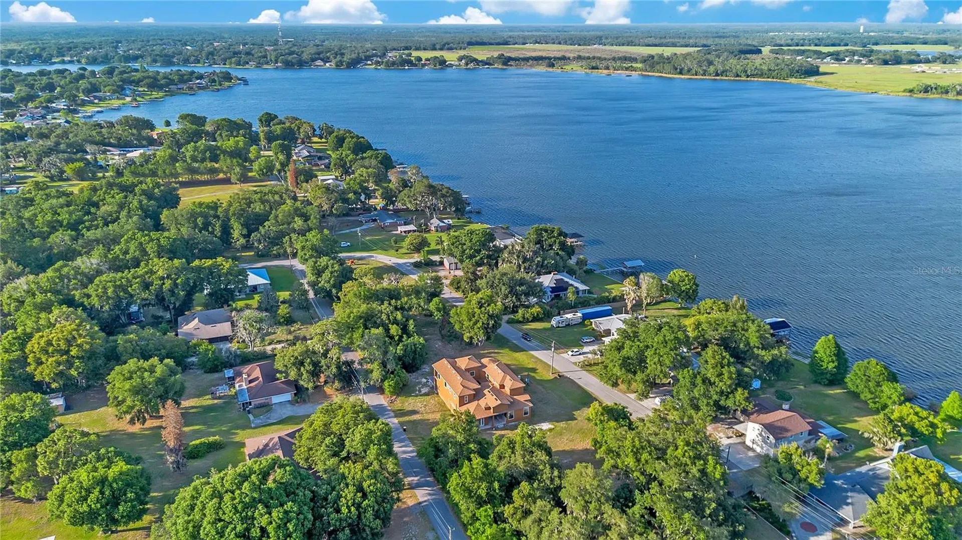 818 Lake Agnes Drive Polk City FL 33868