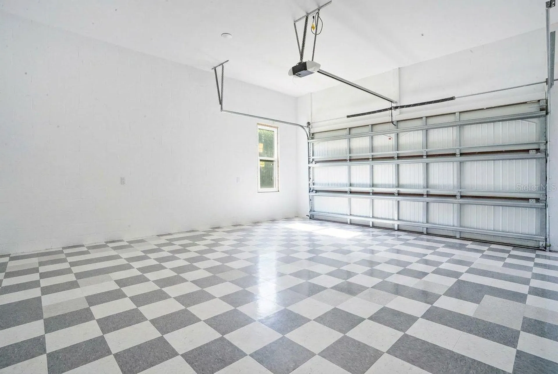 818 Lake Agnes Drive Polk City FL 33868