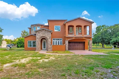 818 Lake Agnes Drive Polk City FL 33868