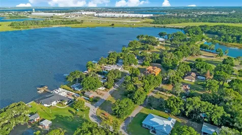 818 Lake Agnes Drive Polk City FL 33868