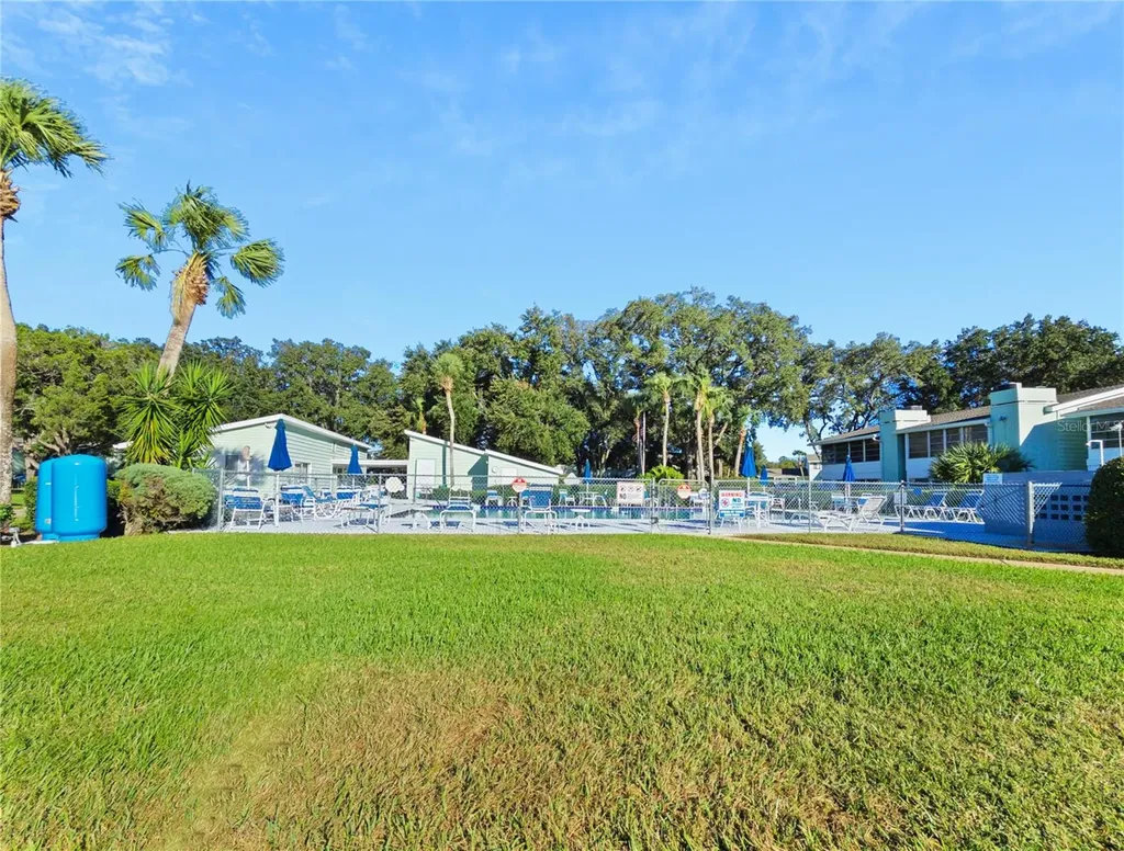 608 Midway Drive Ocala FL 34472