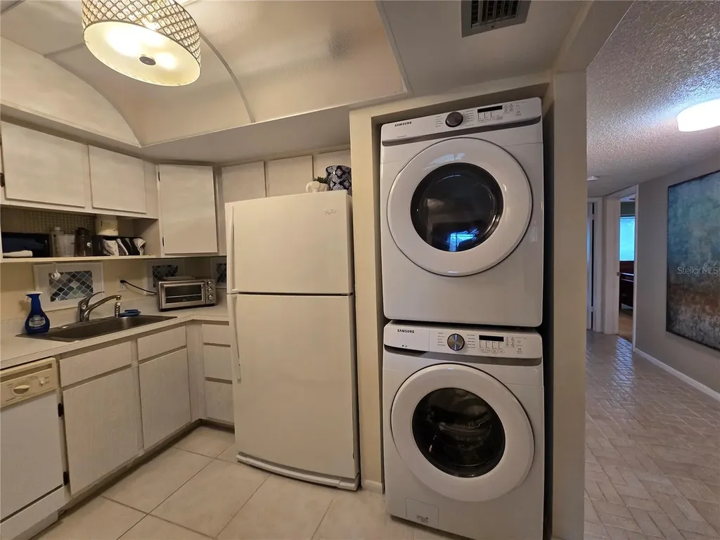 608 Midway Drive Ocala FL 34472