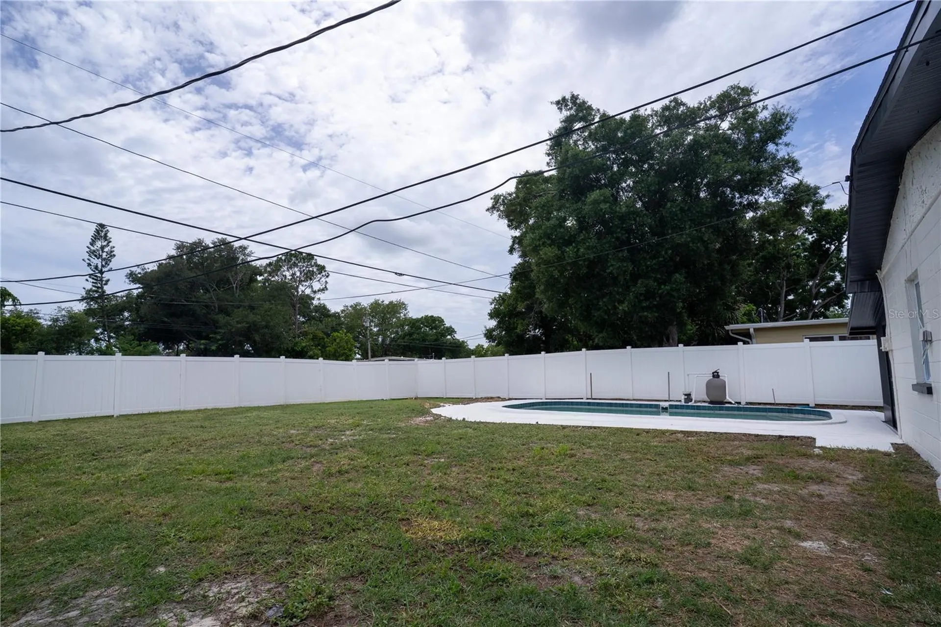 6346 35th Avenue N St Petersburg FL 33710