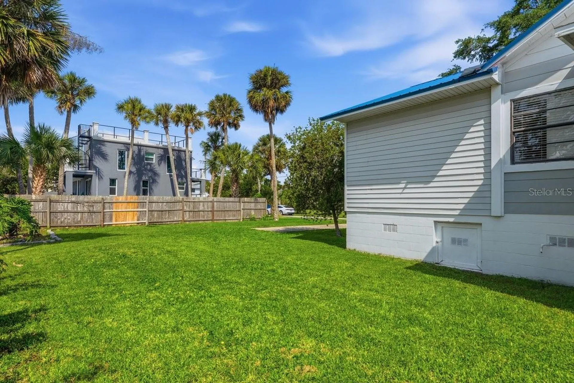 105 Mcdonald Street South Daytona FL 32119