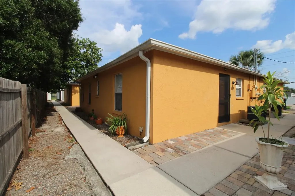 5445 Altoona Street Sarasota FL 34232