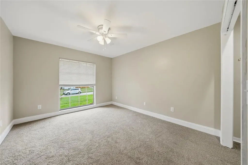 1008 Oakridge Manor Drive Brandon FL 33511
