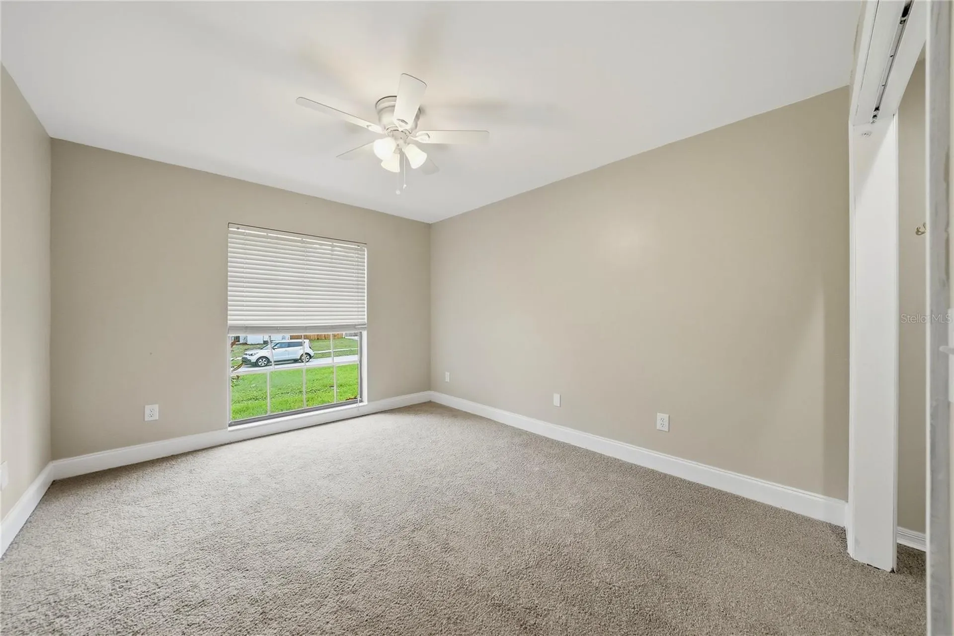 1008 Oakridge Manor Drive Brandon FL 33511