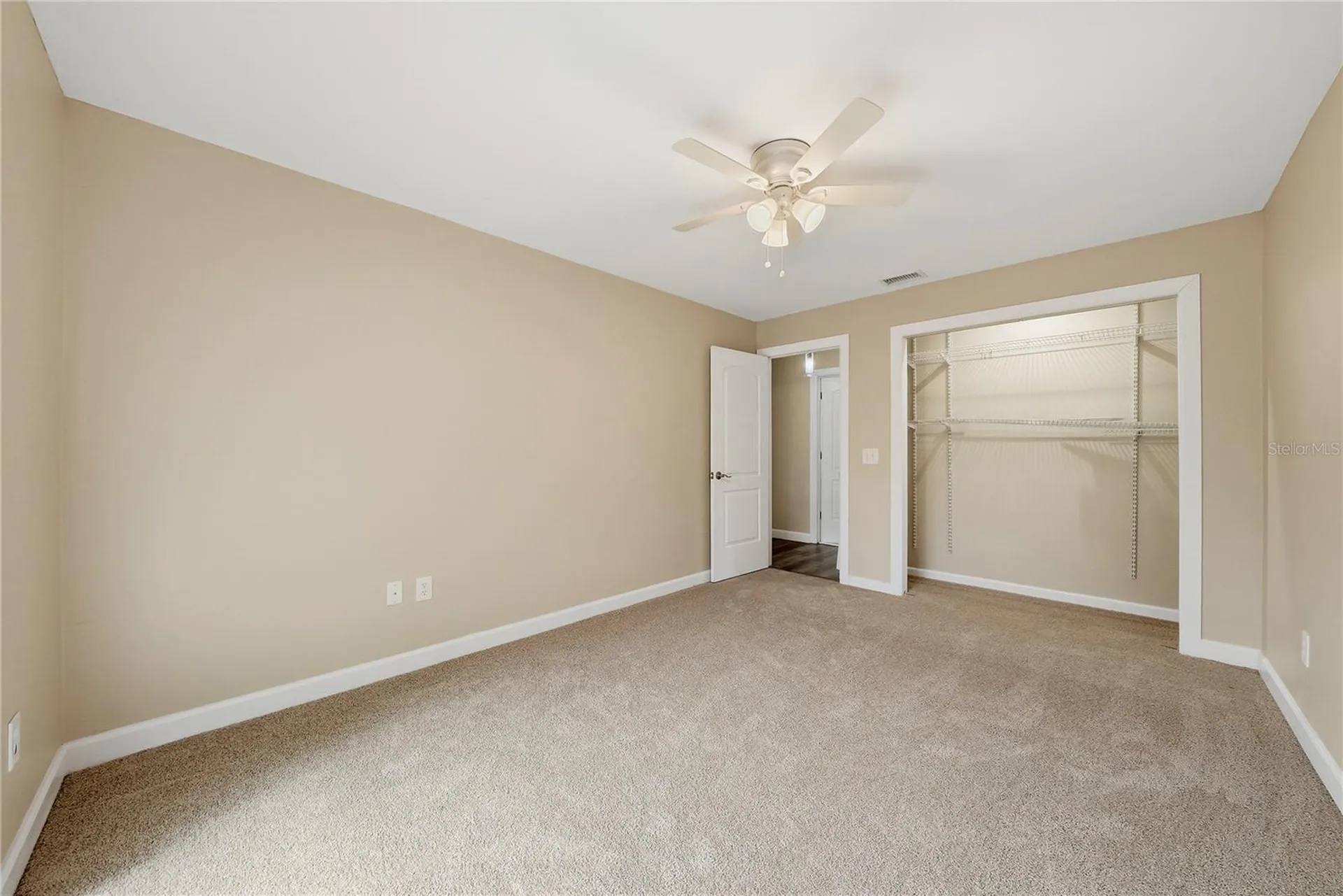 1008 Oakridge Manor Drive Brandon FL 33511