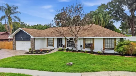 1008 Oakridge Manor Drive Brandon FL 33511