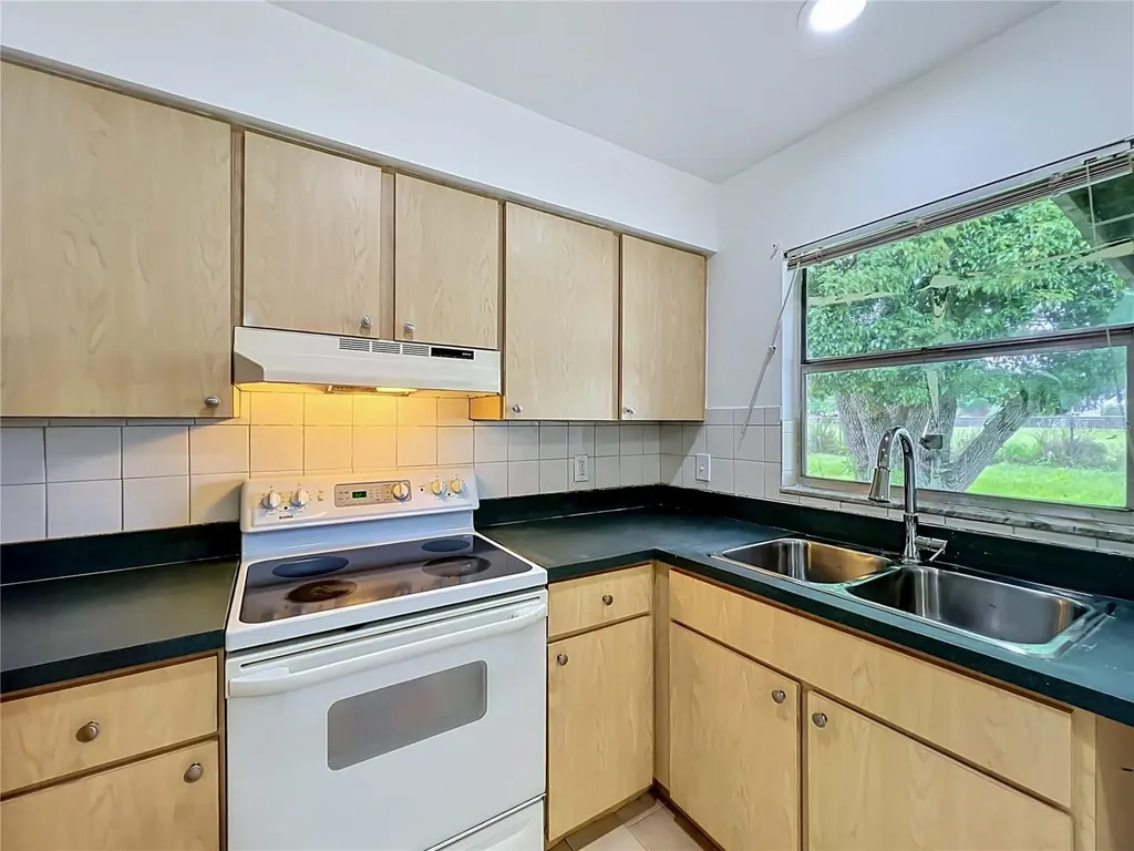 7701 Coot Street Orlando FL 32822