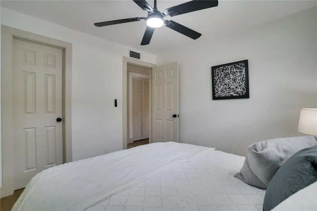 326 41st Avenue N St Petersburg FL 33703