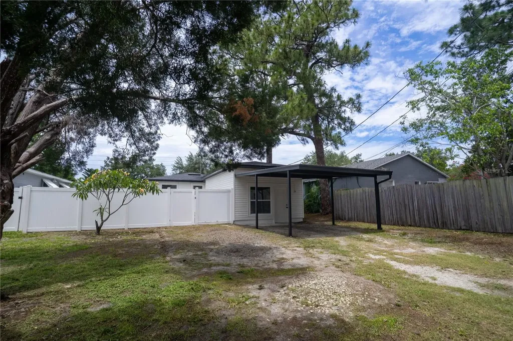 326 41st Avenue N St Petersburg FL 33703
