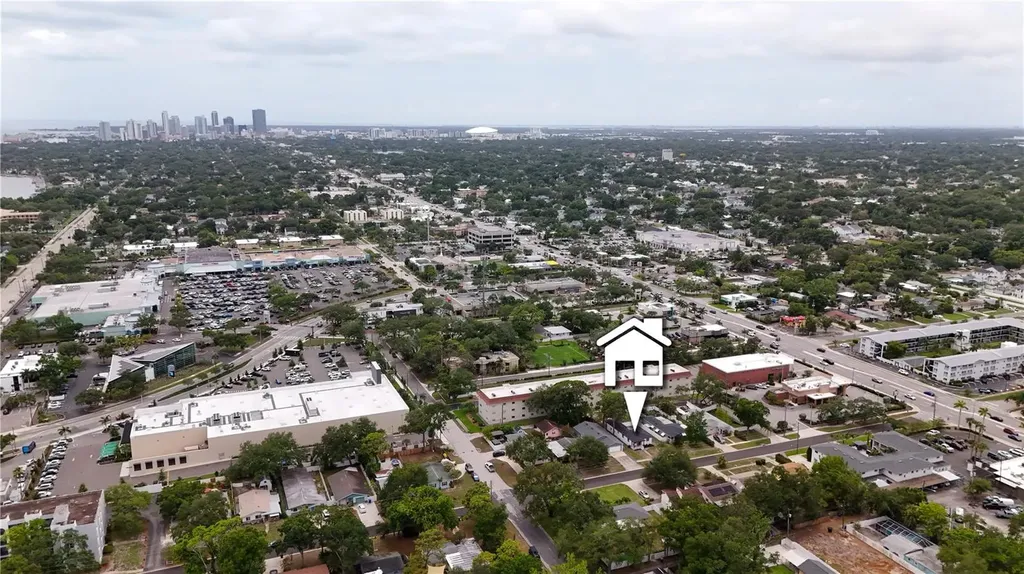 326 41st Avenue N St Petersburg FL 33703