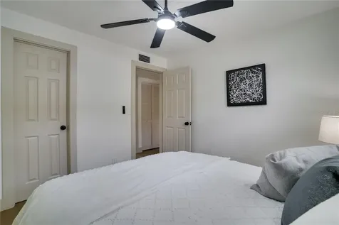 326 41st Avenue N St Petersburg FL 33703