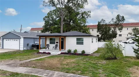 326 41st Avenue N St Petersburg FL 33703